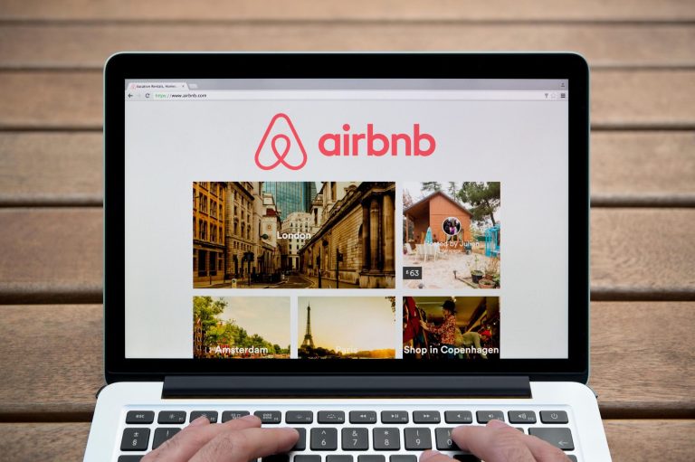 泰國酒店協會打擊短租 Airbnb上架就抓