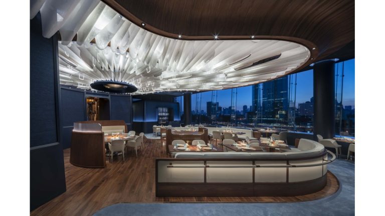 Blue by Alain Ducasse：藍調米其林傳奇