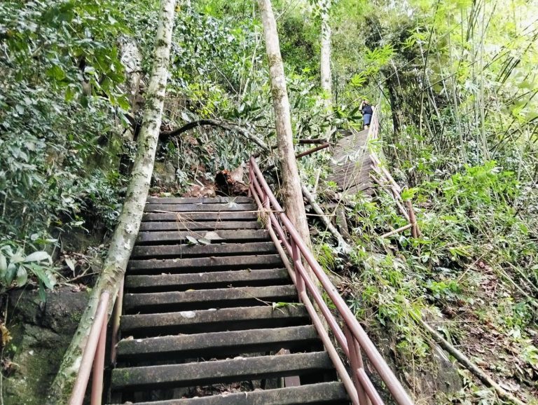 考艾國家公園「地獄瀑布」無限期關閉