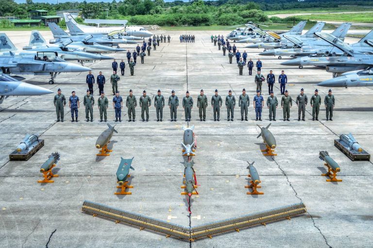 空軍高調秀肌肉 展開聯合演練