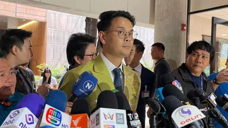 泰自豪黨3議員反對賭場法案 被稱眼鏡蛇