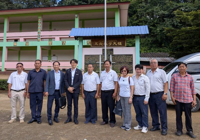 臺灣駐泰代表處董思齊公使赴清邁訪視六所僑校