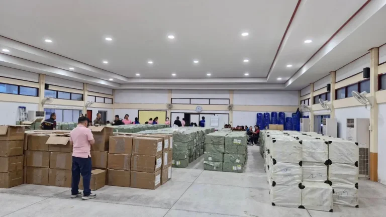 警方破獲最大宗電子煙案件 市值逾1億銖