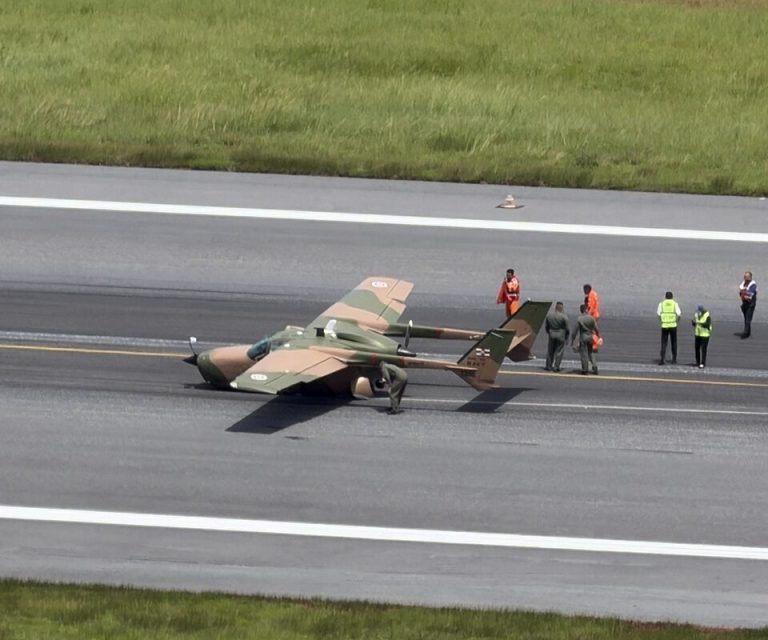 軍機故障致使普吉機場暫關跑道