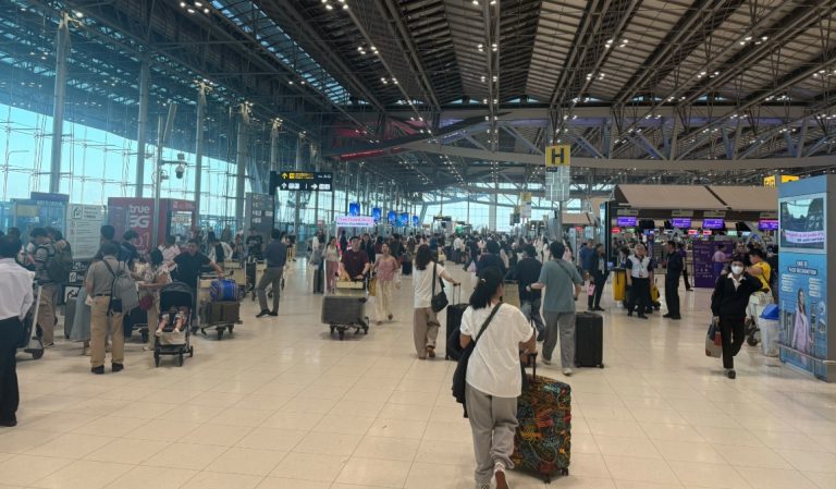 年底出行高峰 民航客運量顯著增長