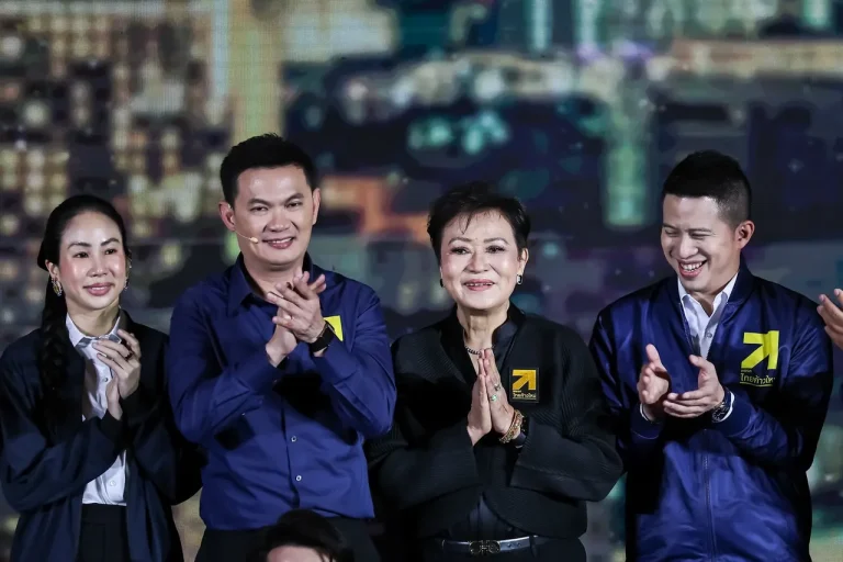 泰國新一步黨喊出：停止貧窮與沉淪