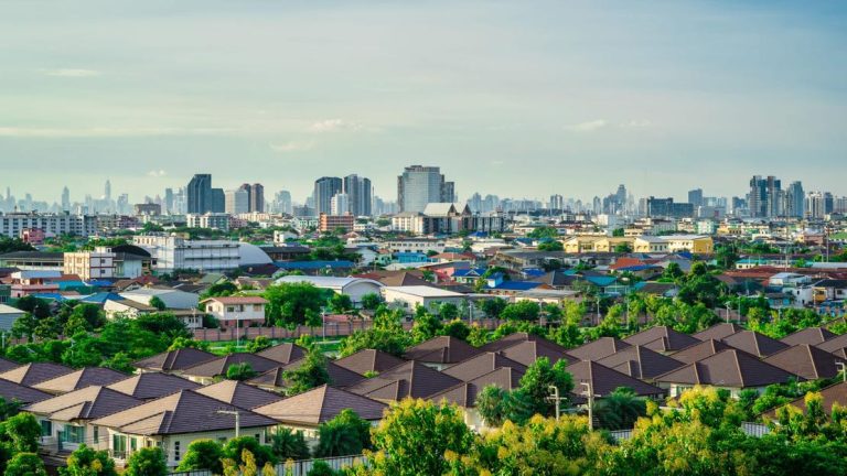 曼谷市區外圍房地產市場面臨壓力
