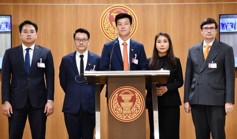 納塔蓬：將按黨規處置反水議員素裡亞