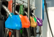 3月28日油價再漲 政府考慮下調燃油消費稅