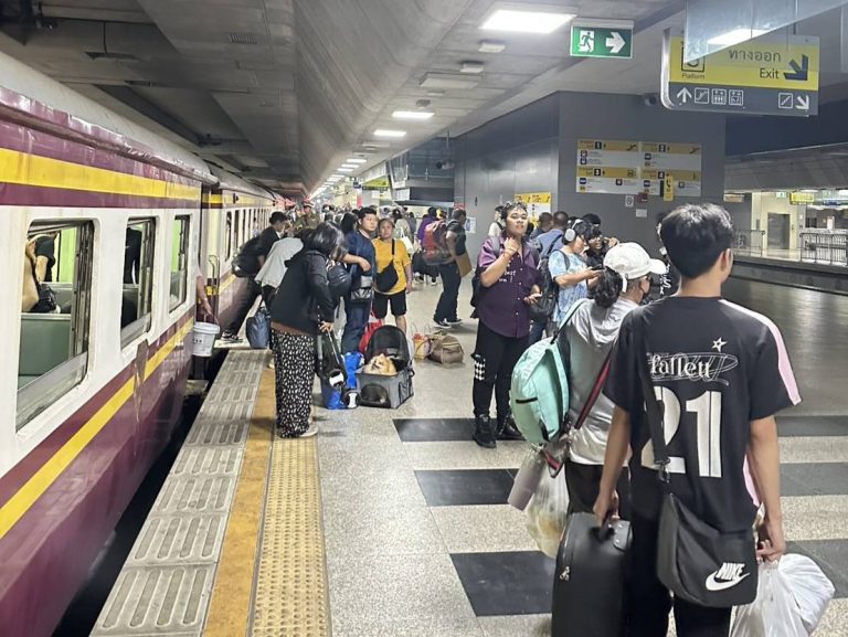 宋干節假期鐵路客運量超1126萬人次