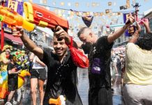 潑水節入境人次破60萬 中國客居首