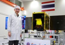 育沙南參觀泰國自研衛星TSC-1
