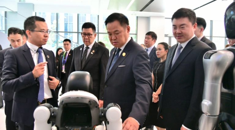 泰國團隊參訪AgiBot 佈局未來產業