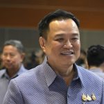 阿努庭主持首次巡迴內閣會議