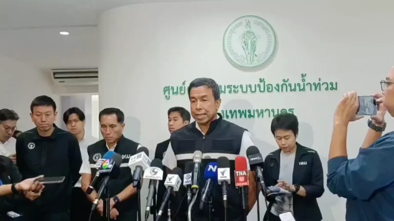 曼谷洪水暫緩 但海潮今晚達到高峰