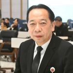 國會通過彈劾18部長動議